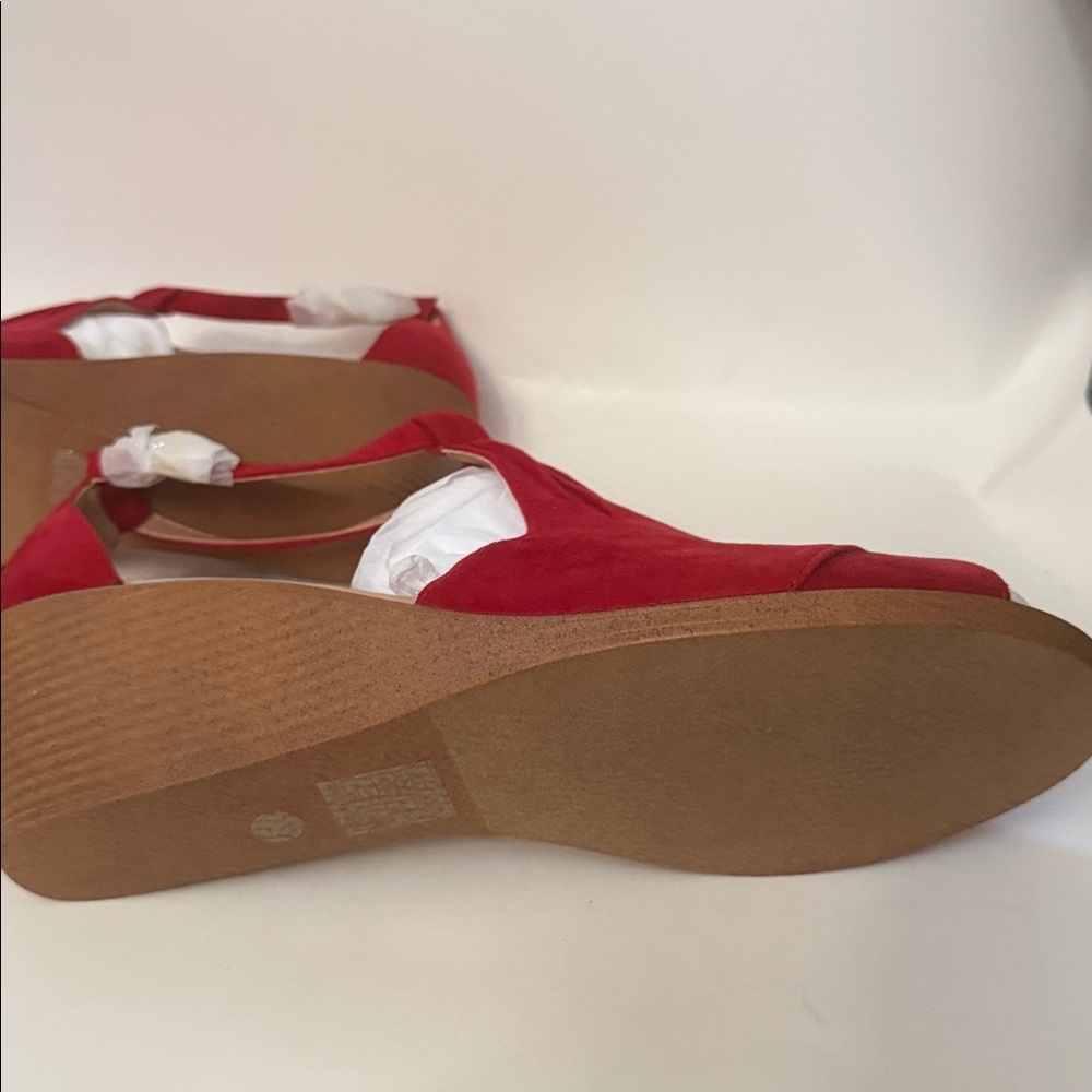Journee Kedzie Red Open-Toe Sandals Comfort Sole Size 12 - Picture 6 of 9